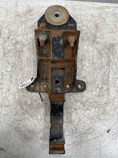 Used Freightliner 122 SD RH Front Cab Mount