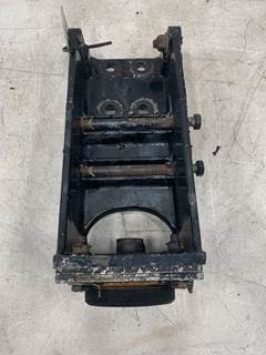Used Freightliner FLD LH Front Cab Mount