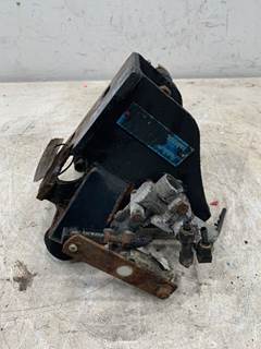 Used Freightliner FLD RH Sleeper Mount