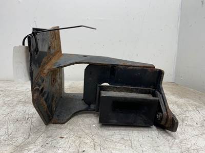 Used International 9900ix RH Cab Mount