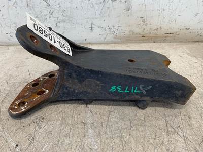 Used International Lonestar RH Cab Mount