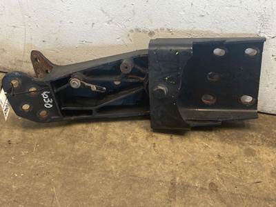 Used International Lonestar Sleeper RH Front Cab Mount