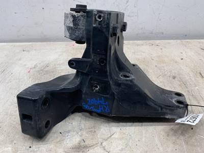 Used Kenworth T680 RH Front Cab Mount