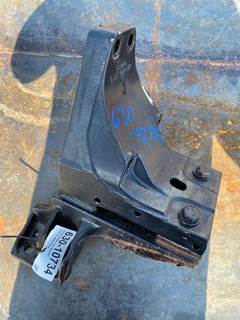 Used Kenworth T680 Cab Mount