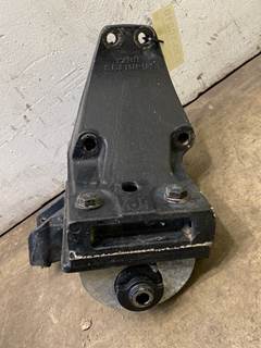 Used Kenworth T680 LH Front Cab Mount