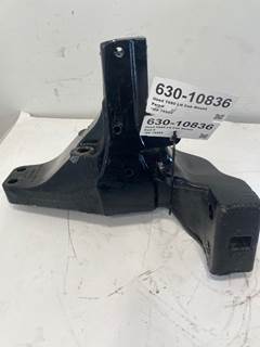 Used Kenworth T680 LH Cab Mount