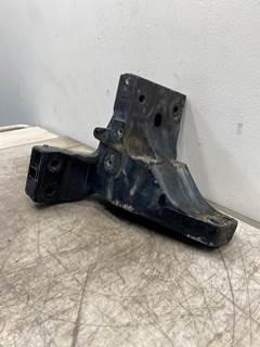 Used Kenworth T680 RH Front Cab Mount