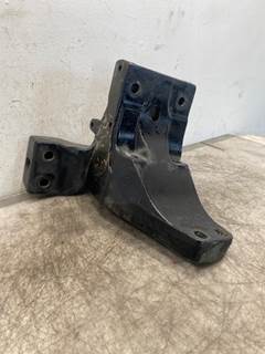 Used Kenworth T680 Next Gen Front Cab Mount