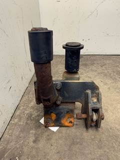 Used Mack RD Series LH Cab Mount