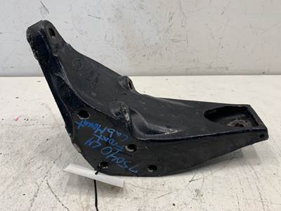 Used Peterbilt 386 LH Front Cab Mount