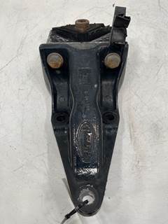 Used Peterbilt 387 Front Cab Mount