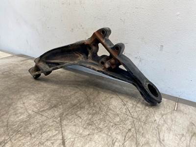 Used Western Star 4700 RH Front Cab Mount