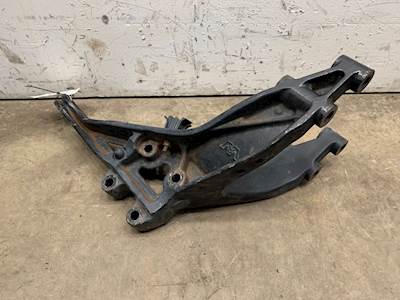 Used Western Star 5700 LH Cab Mount