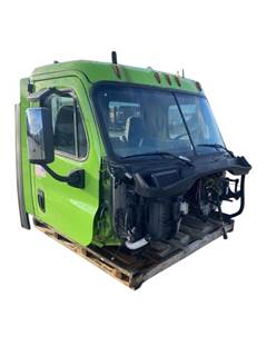 Used Freightliner Cascadia 113 Day Cab