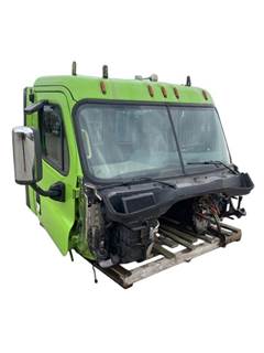 Used Freightliner Cascadia 113 Day Cab