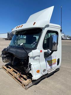 Used Freightliner Cascadia 125 Day Cab