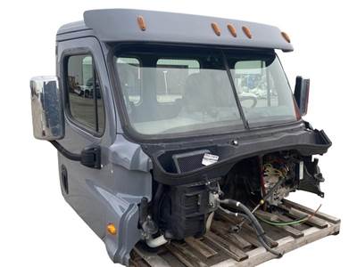Used Freightliner Cascadia 125 Day Cab