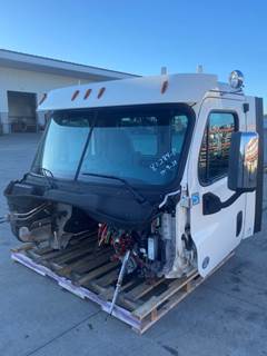 Used Freightliner Cascadia Day Cab