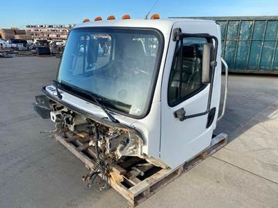 Used Freightliner Business Class M2 Day Cab