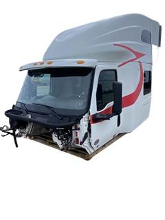 Used International LT625 Sleeper Cab