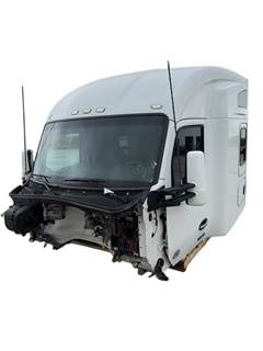 Used Kenworth T680 Sleeper Cab