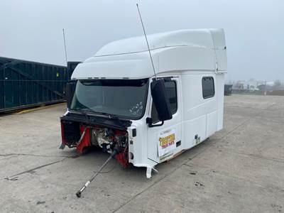 Used Volvo VNL Gen 2 Sleeper Cab
