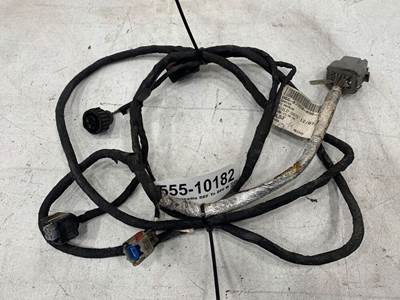 Used Freightliner Cascadia DEF To DPF Wire Harness