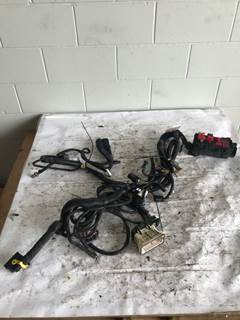 Used Freightliner Cascadia. Chassis Wiring Harness