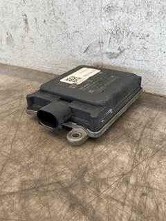 Used Freightliner Cascadia 126 Front Radar