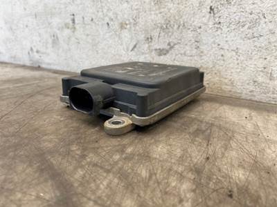 Used Freightliner Cascadia 126 Front Radar