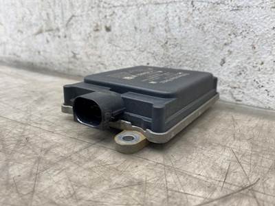 Used 2018 Freightliner Cascadia 126 Front Radar Sensor, Part # A0004462249