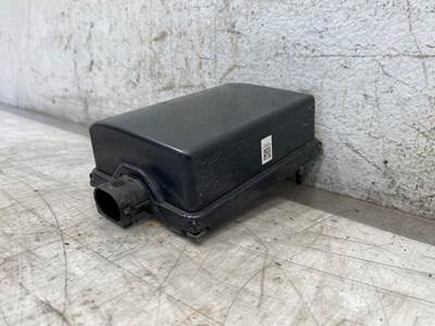 Used Peterbilt 579 Front Radar Sensor, Part # Q211127007