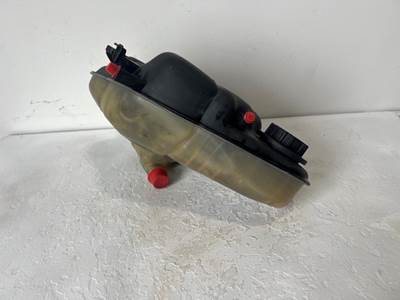Used Ford F550 Coolant Reservoir w/ Cap (16 psi)