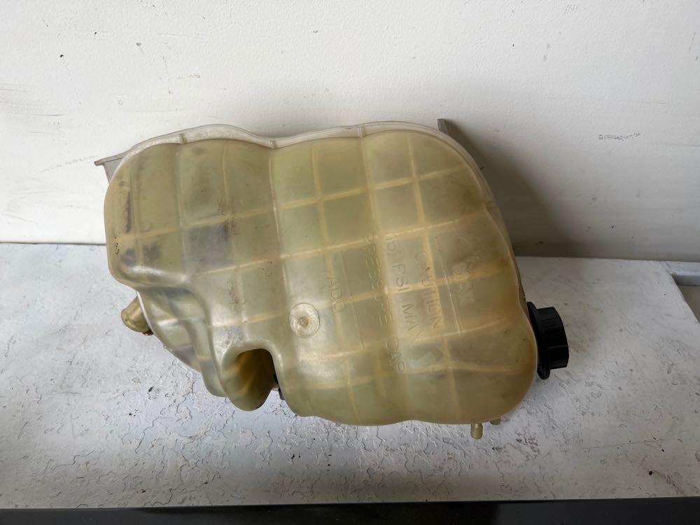 2008 Used International Durastar 4300 Coolant Reservoir w/ Level Sensor