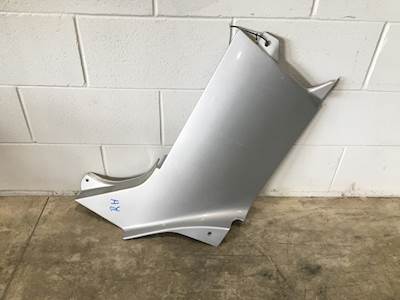 Used Freightliner Century Class RH Cowl Piece