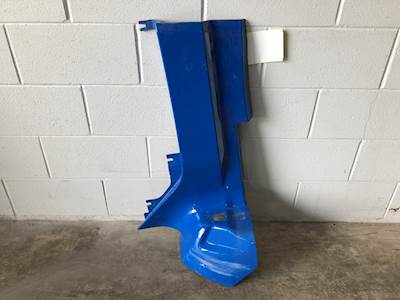 Used Kenworth T680 RH Cowl Panel