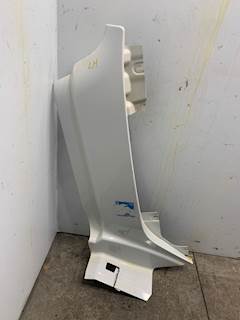 Used Peterbilt 579 LH Cowl Panel