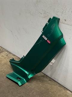 Used Peterbilt 579 RH Cowl Panel