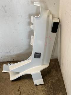 Used Volvo VNL Gen 2 RH Cowl Panel