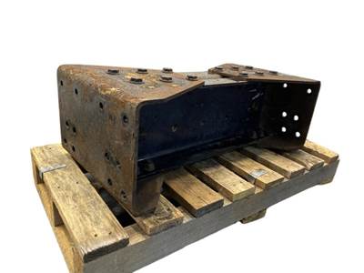 Used Caterpillar CT660 Rear Suspension Crossmember