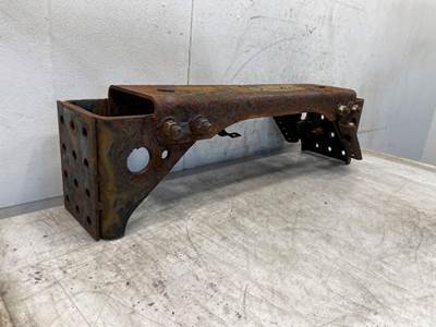 Used Freightliner Cascadia 113 Back Of Transmission Crossmember