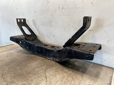 Used Freightliner Cascadia 125 Engine Crossmember