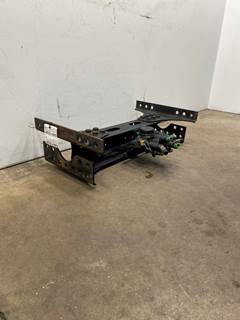 Used Freightliner Cascadia 126 Fifth Wheel Crossmember