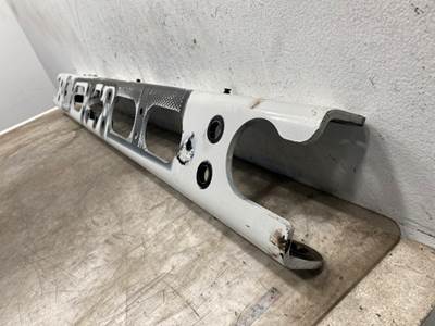 Used Freightliner Cascadia 126 Front Closing Crossmember