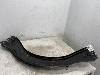 Used Freightliner Cascadia Engine/Radiator Crossmember