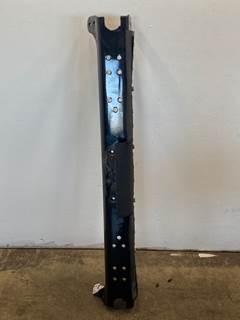Used Freightliner Cascadia Front Closing Crossmember