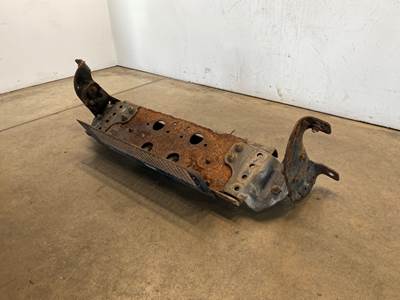 Used Freightliner Columbia 112 Front Closing Crossmember Assembly