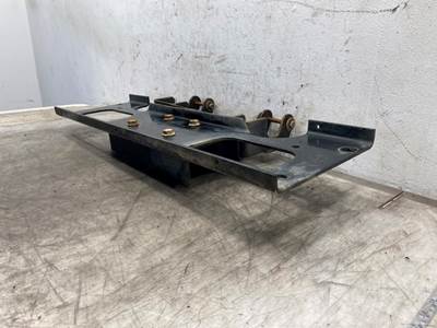 Used International 9900I Front Closing Crossmember