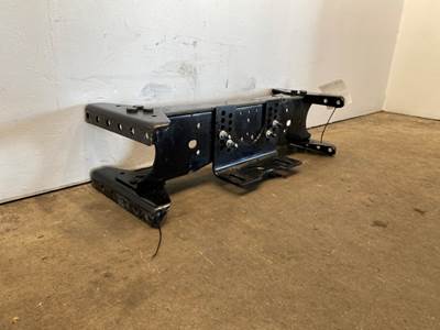 Used Mack Pinnacle Center Frame Crossmember