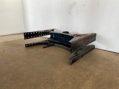 Used Volvo VNL Gen 2 Fifth Wheel Crossmember